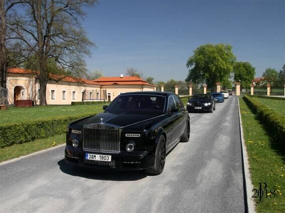 Jarní sraz zámek Liblice -Rolls-Royce & Bentley Club ČR 