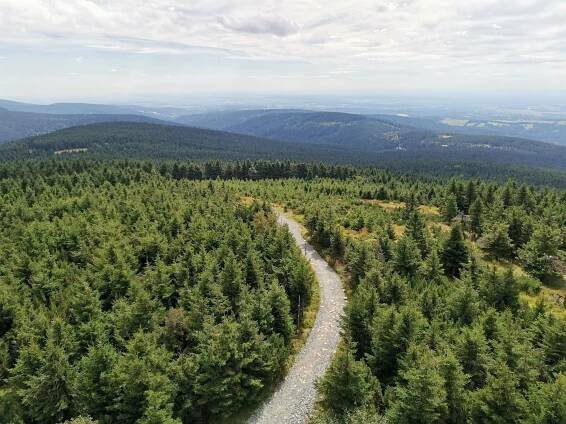 Velká Deštná - rozhledna - Deštné v Orlických horách - Orlické hory a Podorlicko - oficiální turistický portál