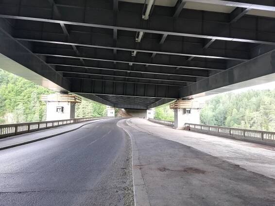 Dálnice D1, most Koberovice – dodávka mostních ložisek a závěrů - Stavby silnic a mostů