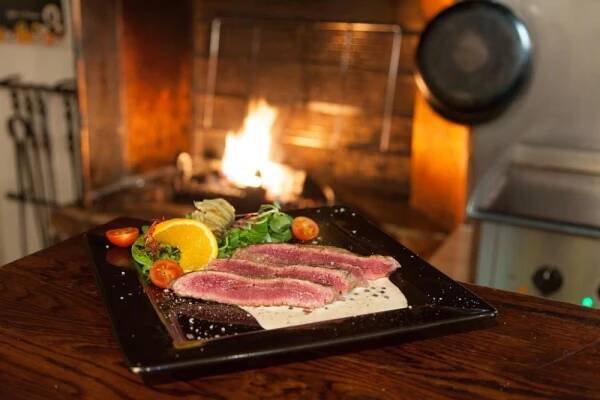 Udírna - restaurace, bar - Jindřichův Hradec - Česká inspirace