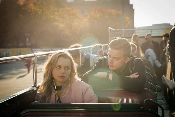 Das schönste Mädchen der Welt - Z filmu - Luna Wedler, Jonas Ems