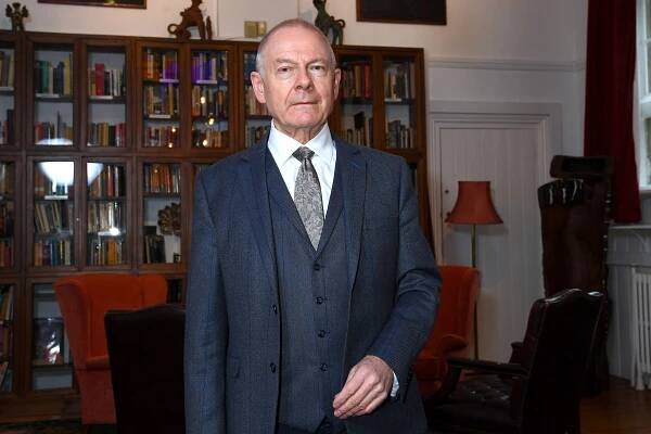 Robert Fripp Interview: King Crimson, Escaping Prog, David Bowie