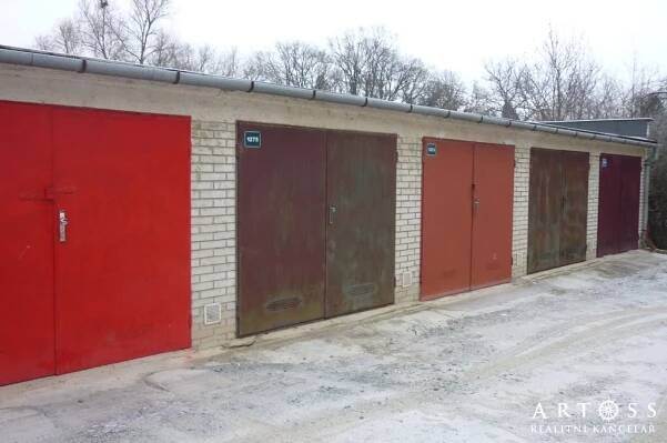 Prodej, garáž, Blansko, sídliště Zborovce, CP 18m² | ARTOSS realitní kancelář, s.r.o.