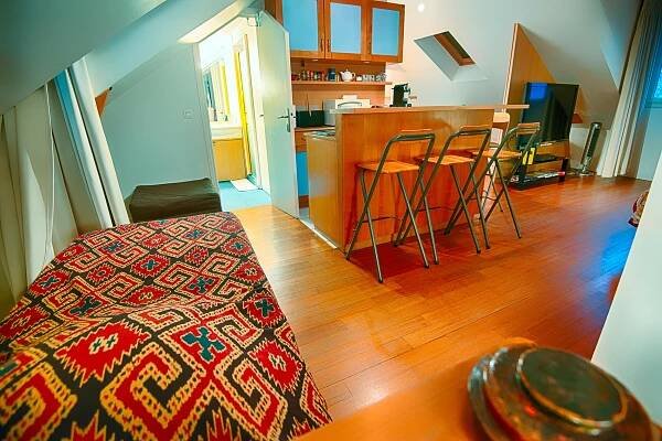 Athena Loft | Paris-Oasis