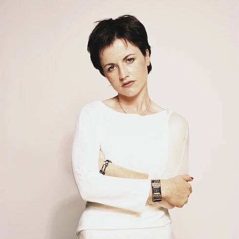 Dolores O’Riordan, the Ferocious Cranberries Singer, Has Died
