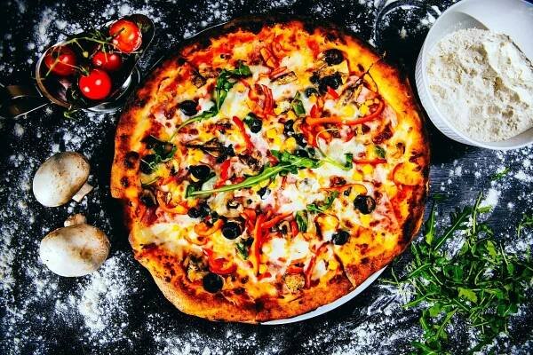 Pizza VEGETARIÁNSKÁ (Podrobný recept)