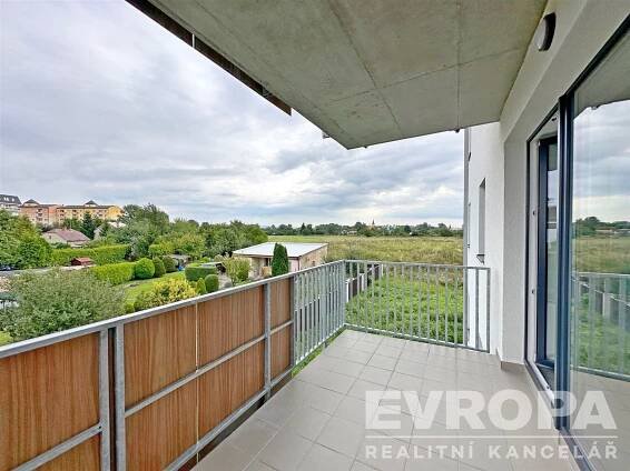 Slavonínské zahrady: Pronájem bytu 2+kk 63 m2 s balkónem 7 m2