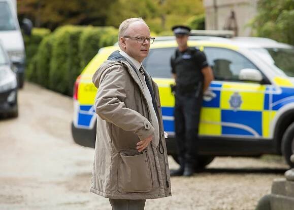 McDonaldová a Dodds - Pád domu Crockettů - Z filmu - Jason Watkins