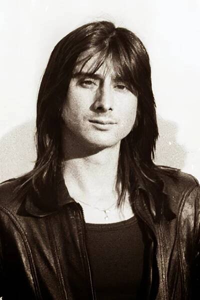 Steve Perry herec