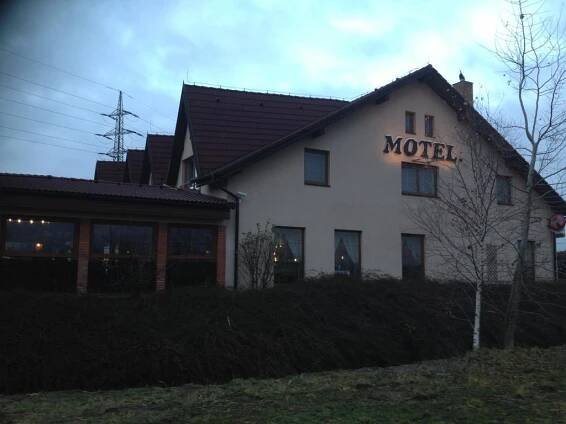 Motel U Krbu Vestec  Exteriér fotografie