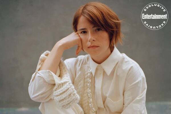 Jessie Buckley is thinking of starting something