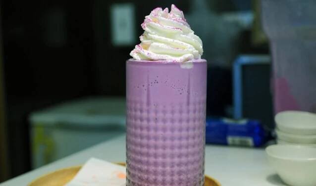 Znáte Grimace Shake? Udělejte si hit z McDonald ́s, který dobývá TikTok