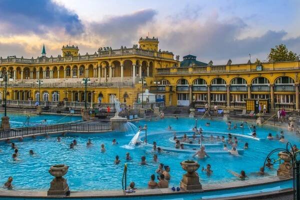 historic-spa-bath