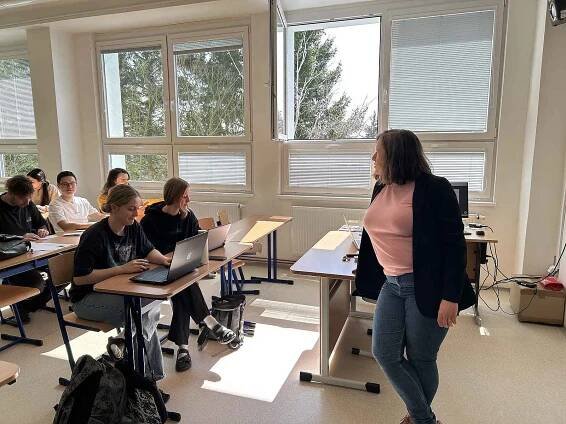 Z návštěvy Gymnázia Karla Čapka v Dobříši.