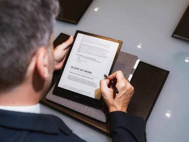 10 Best Tablets for Reading Scientific Papers in 2023 (Latest Models) - Consumer Gear Guide