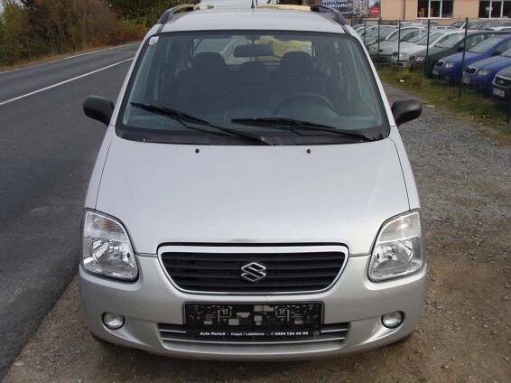 Prodej Suzuki - Wagon R 1.3i 4x4, Servisní kniha | tutut.cz