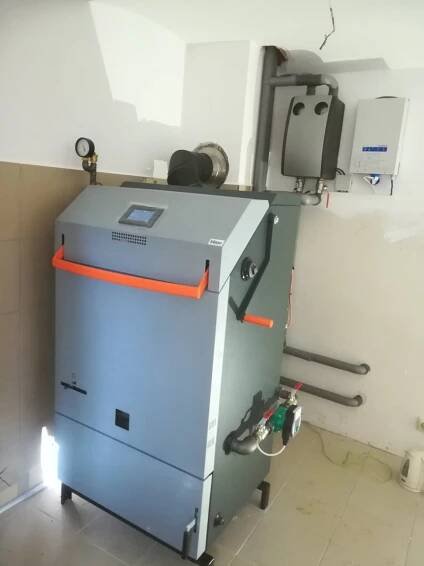 Reference Kotel na dřevo BH25 L