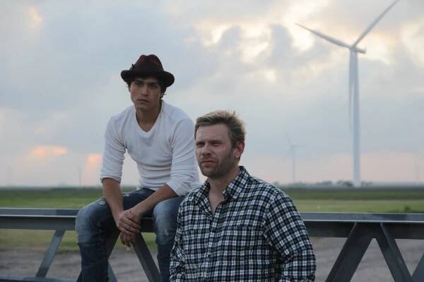 Musíme odsud vypadnout - Z filmu - Logan Huffman, Mark Pellegrino