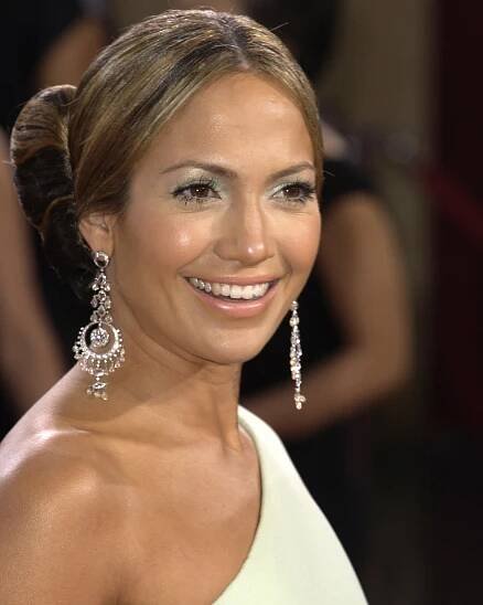 Celebrity Diamond Jewelry Spotlight: Jennifer Lopez 8