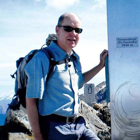 Peter Lorenz - Ihr Gastgeber - beim Wandern