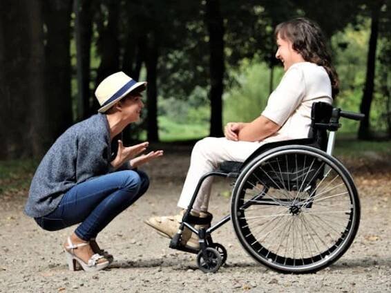 Neuropatie dolních končetin: Příznaky a léčba