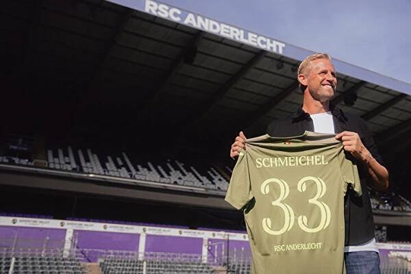Schmeichel přestoupil do Belgie. Rozklíží brankářské posty také v Anderlechtu?
