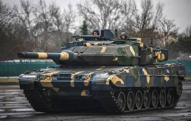 Slovensko vyberá nové tanky: Leopard 2, Abrams, či Black Panther? | MAGNET PRESS