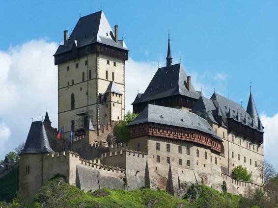 Karlštejn Royal Castle – Private Tour