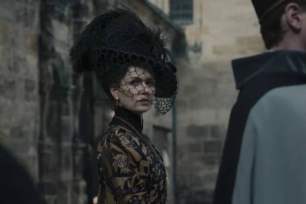 Císařovna - Série 1 - Tvoje místo na světě - Z filmu - Melika Foroutan