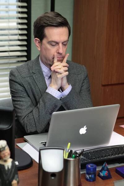 Kancl - Série 9 - Akce - Z filmu - Ed Helms