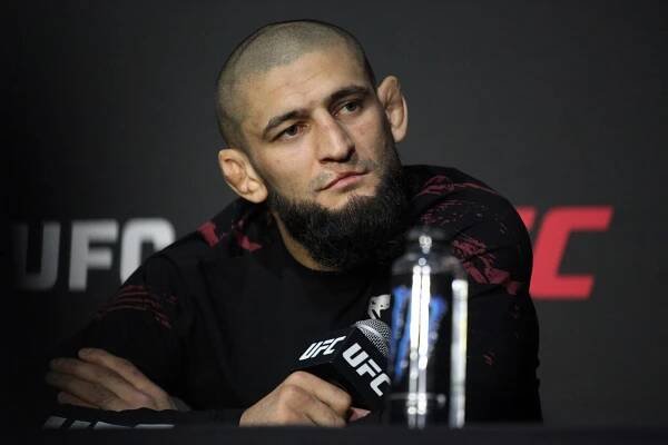UFC 294: Usman vs. Chimaev [TIP] program, kurzy, zápasy a výsledky