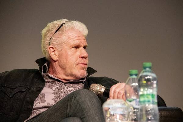 Festivalu se účastní i herec Ron Perlman,.. | iROZHLAS - spolehlivé zprávy