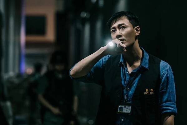 Raymond Lam - Detective vs. Sleuths - Z filmu