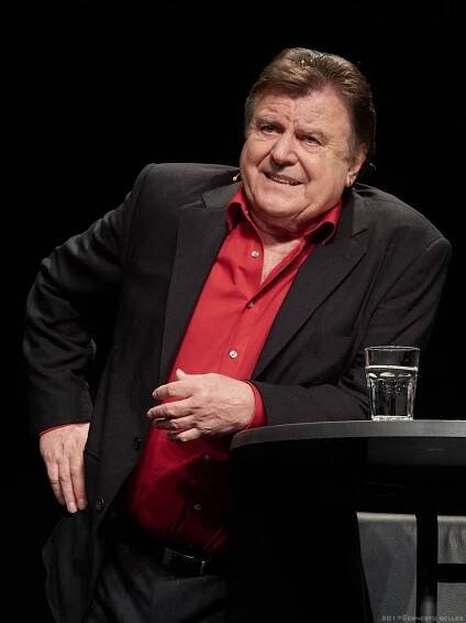 Biografie: Lukas Resetarits im Österr. Kabarettarchiv - Österreichisches Kabarettarchiv