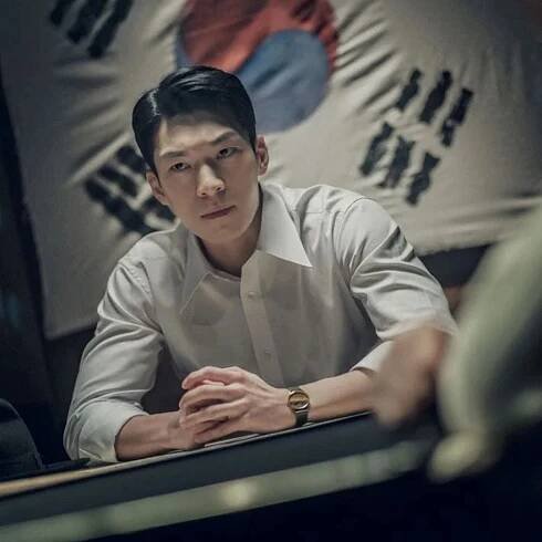 Wi Ha Joon 19