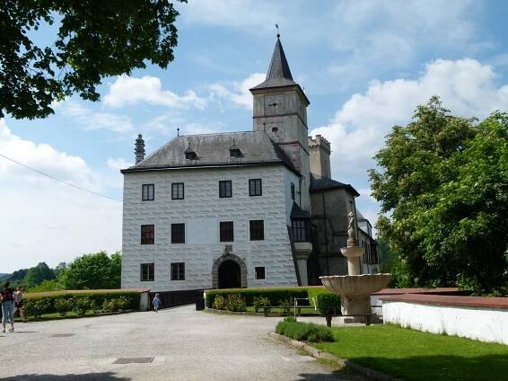Dolní hrad Rožmberk
