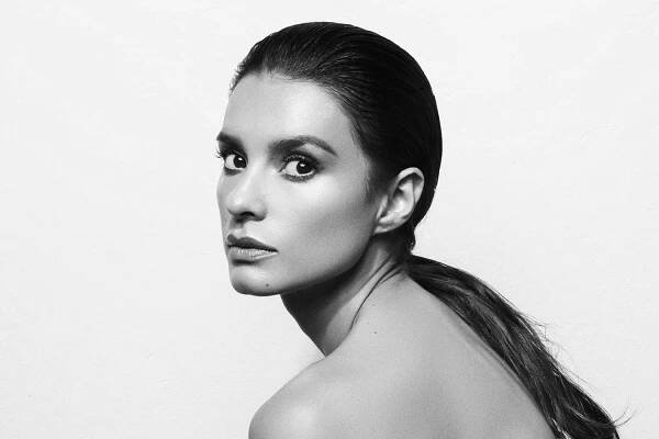 Paola Rey - Telenovely.net ... vše o telenovelách na jednom místě