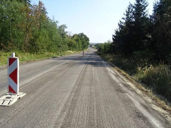Silnice I/37 mezi Ořechovem a Osovou Bítýškou prochází opravou - NovinyVM.cz