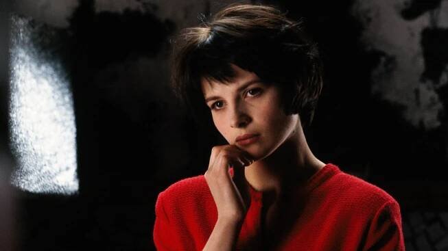 Juliette Binoche in 20 Très Iconique Vintage Pictures