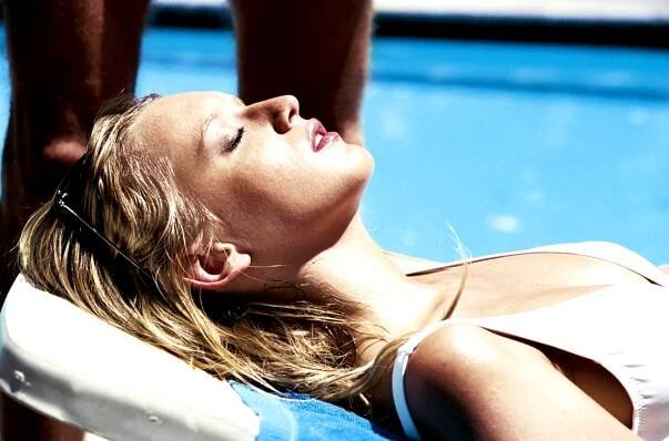 SWIMMING POOL, Ludivine, Sagnier, 2003, (c) Focus Features