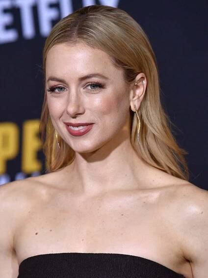 Iliza Shlesinger - Comedian, Actress, Host