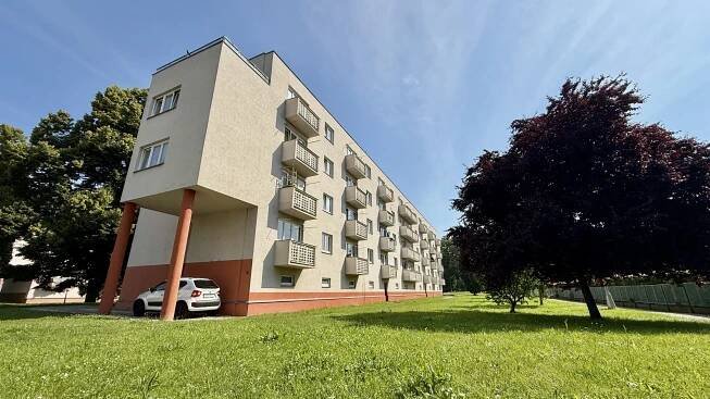 Prodej bytu v lokalitě, která dává smysl – Labská Kotlina 1018, Hradec Králové | petrtichy.cz