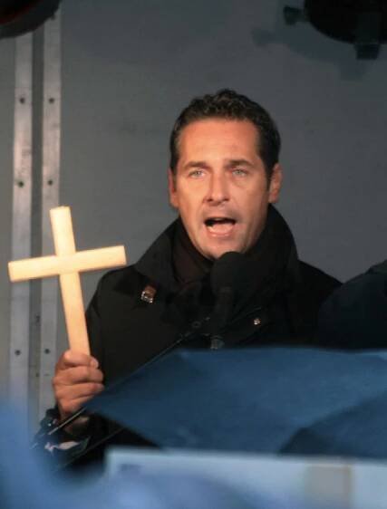 Soubor:Heinz-Christian Strache 2009.jpg – Wikipedie
