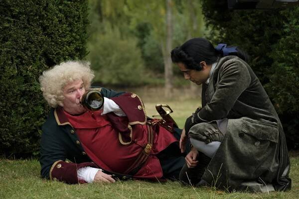 Veliká - Falešné vousy - Z filmu - Douglas Hodge, Sacha Dhawan