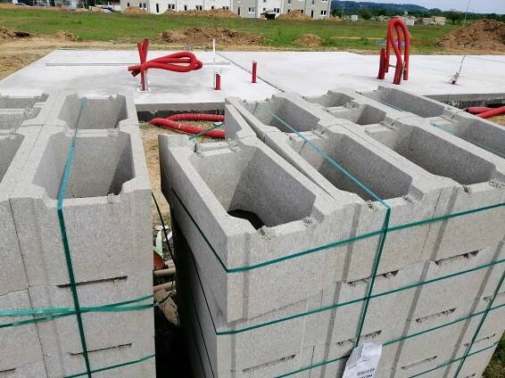 Výpočetní metody pro návrh základových konstrukcí u ČSN 73 1004