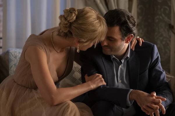 Neskutečná Anna - Život na vysoké noze - Z filmu - Caitlin Fitzgerald, Arian Moayed