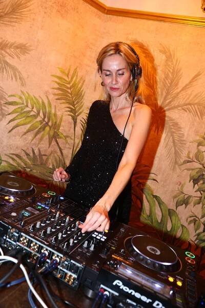 FOTO: Dj Lucce to slušelo. – stránka 43