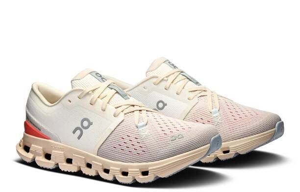 On Running Cloud X 4 Ivory/Salmon, 38