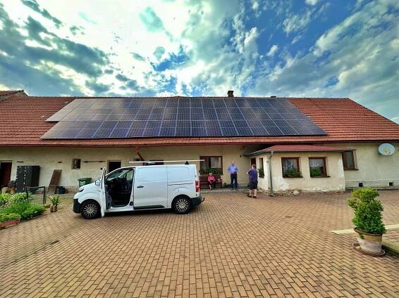 Fotovoltaika SolarEdge na statku Ostřetín - 25 kWp