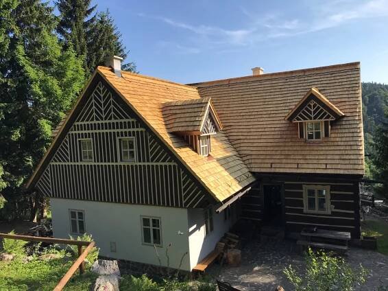 Šindelová střecha